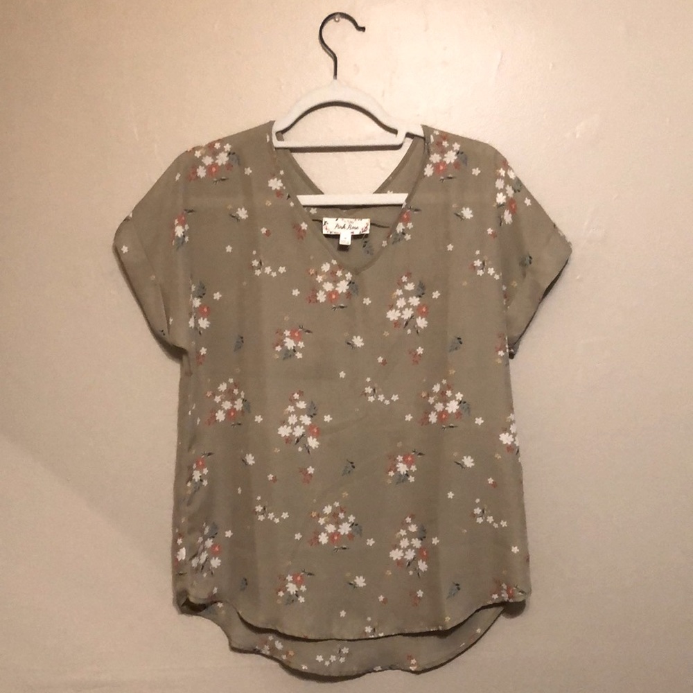 Floral print short sleeve shirt